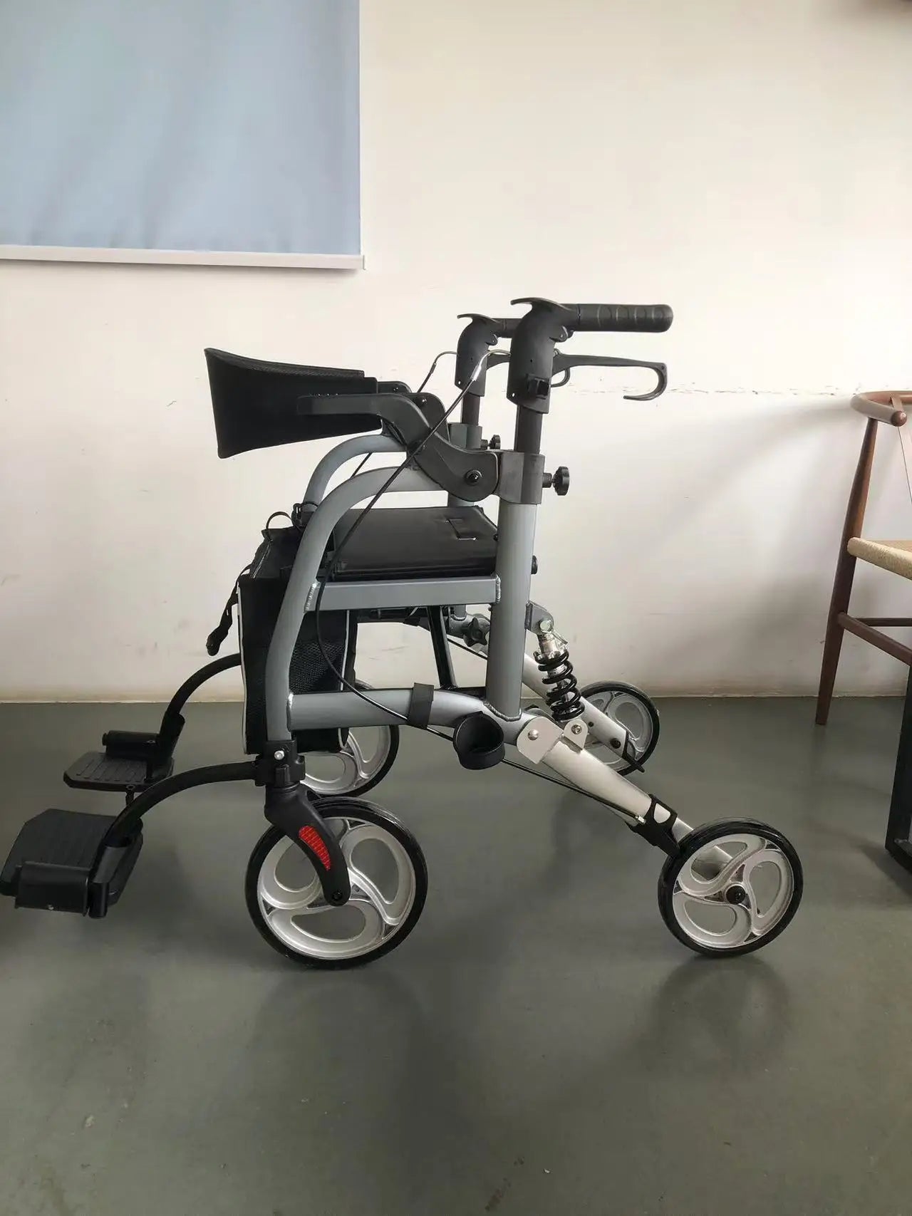 DIVOUS Foldable Aluminum Four Wheel Walker Rollator Seat
